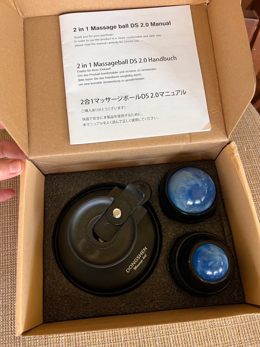 Mountable massage ball 2in 1